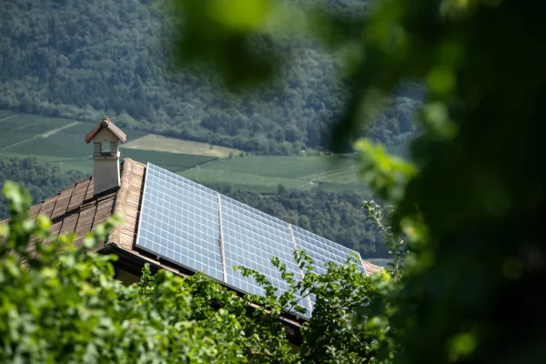 Nachhaltigkeit mit Photovoltaik am Dissertorihof in Kaltern
