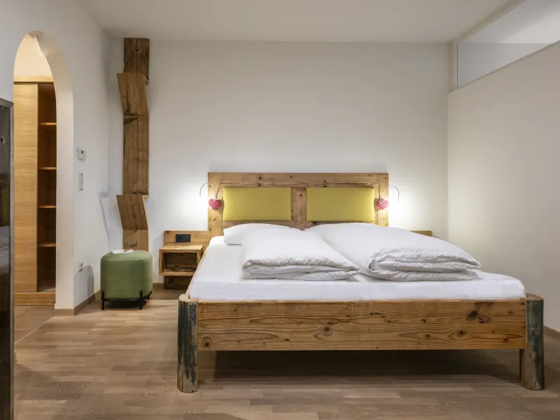 Ferienwohnung Dissertorihof Kaltern Weißburgunder Schlafzimmer