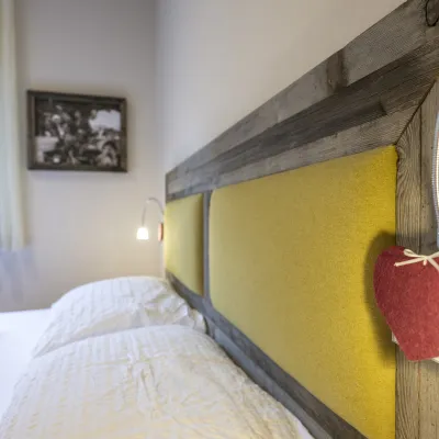 Ferienwohnung Dissertorihof Kaltern Sauvignon Bett