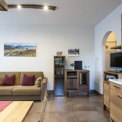 Ferienwohnung Dissertorihof Kaltern Vernatsch Wohnzimmer
