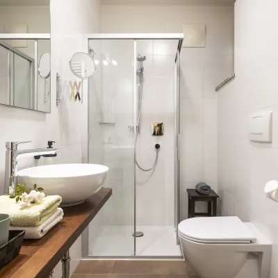 Ferienwohnung Dissertorihof Kaltern Weißburgunder Badezimmer