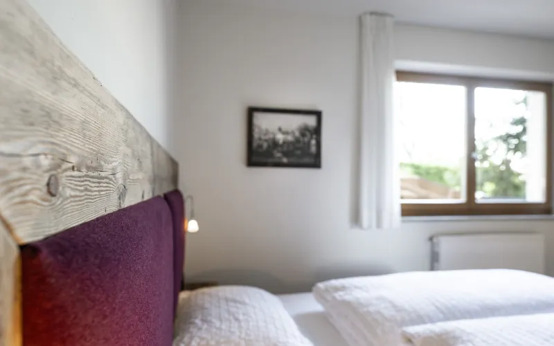 Ferienwohnung Dissertorihof Kaltern Vernatsch Schlafzimmer