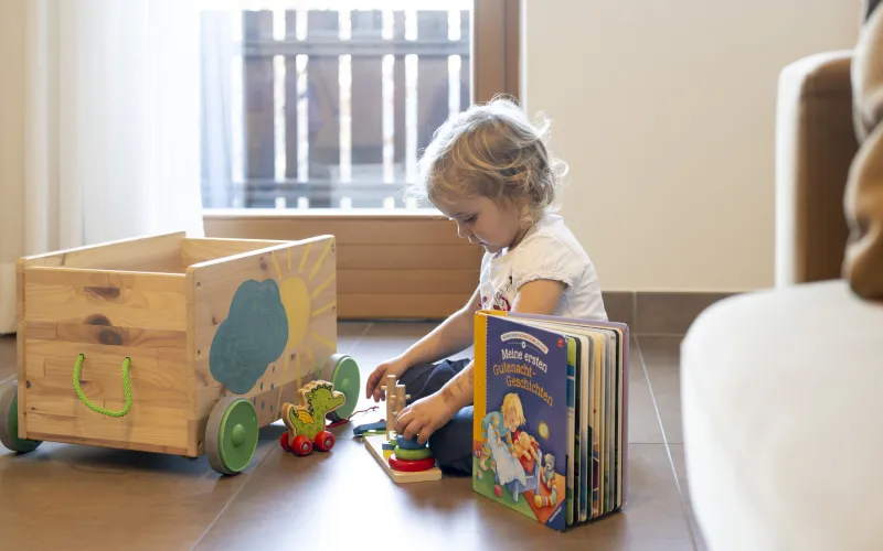 Ferienwohnung Dissertorihof Kaltern Vernatsch Spielkiste